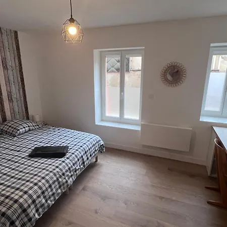 Διαμέρισμα Maison 4 Chambres Avec Sdb - Wc Privatifs 114 M2 Λε Μανς