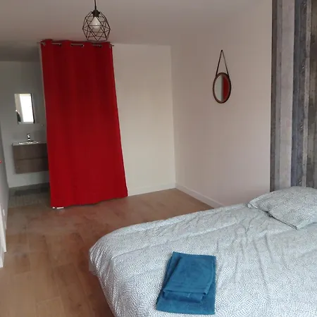 Maison 4 Chambres Avec Sdb - Wc Privatifs 114 M2 *